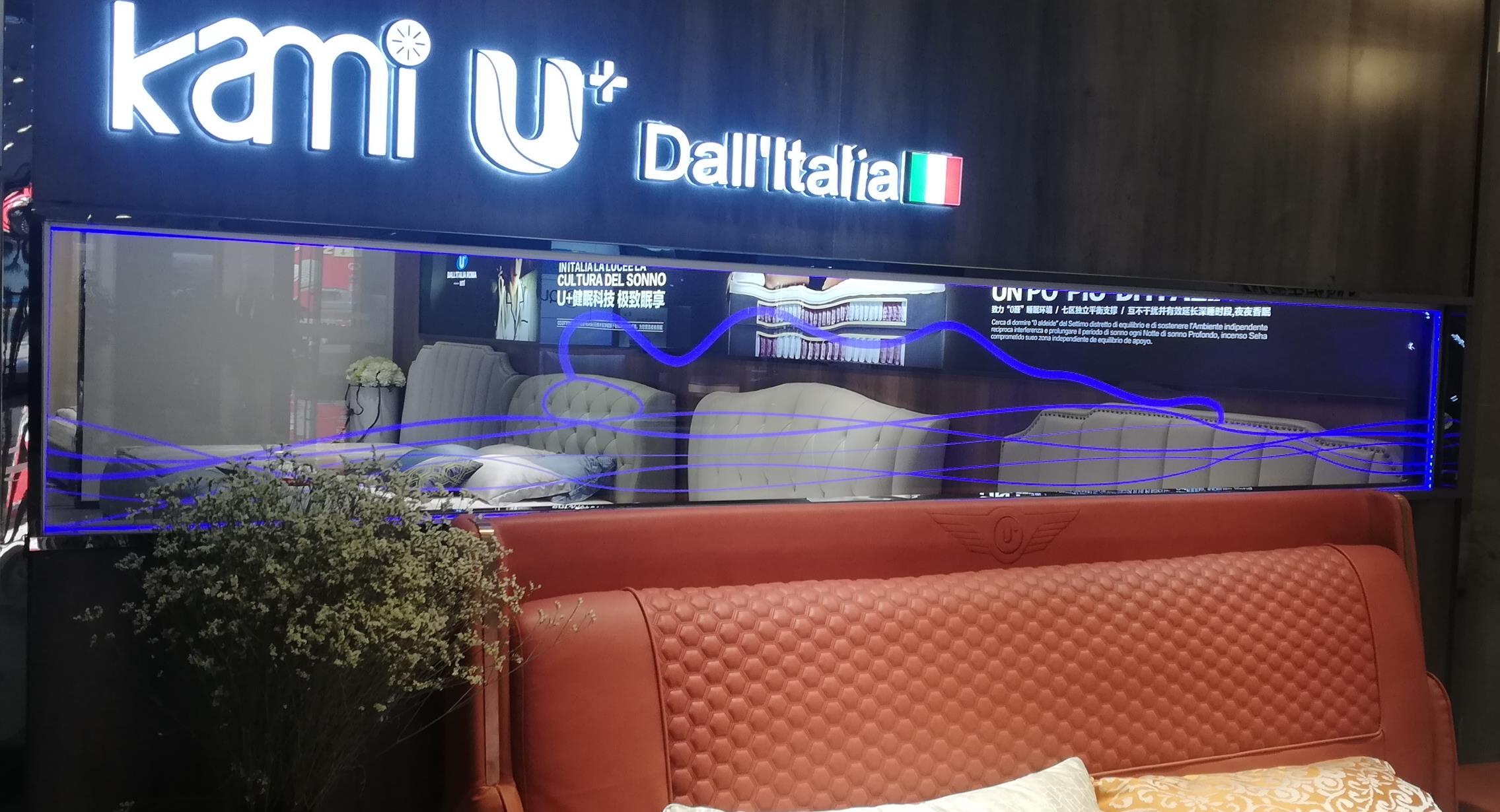 激光內(nèi)雕發(fā)光玻璃廣泛應(yīng)用于各種設(shè)計(jì)及應(yīng)用端領(lǐng)域