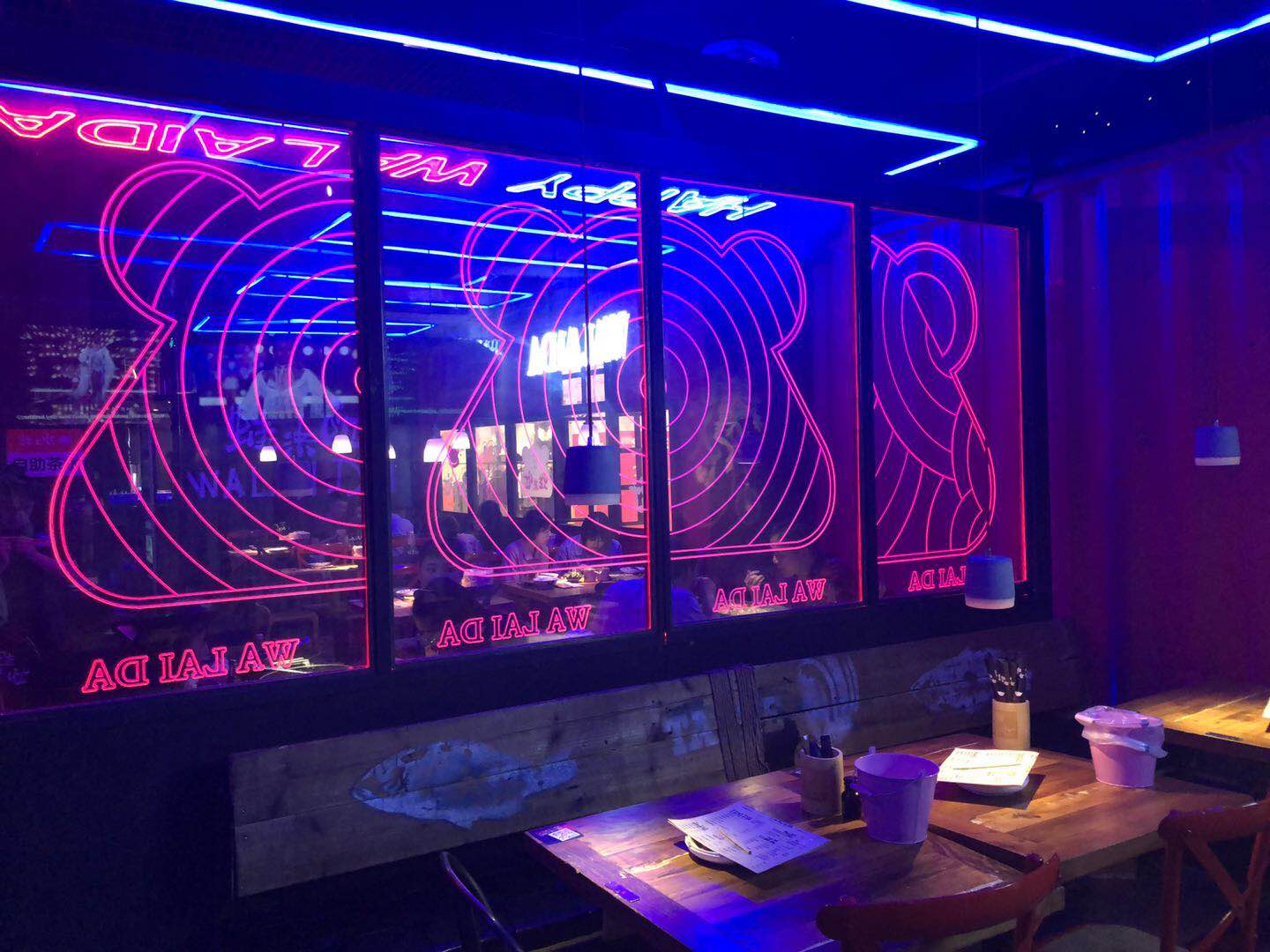 全國(guó)工特玻家居工業(yè)玻璃分標(biāo)委年會(huì)暨《淋浴房玻璃》國(guó)家標(biāo)準(zhǔn)宣貫