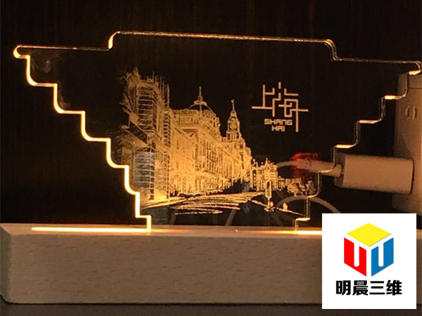 光之筆觸:玻璃內雕刻的細膩藝術
